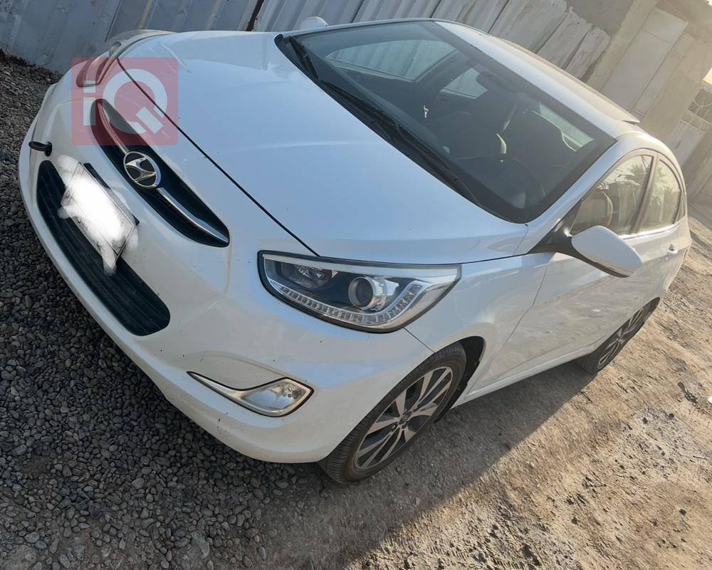 هیوندای ئەکسنت